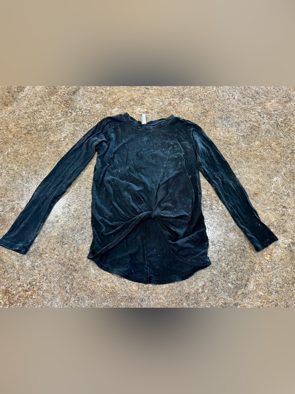 Z by Zella Girls Black Long Sleeve Twist Front Top Size 8/10